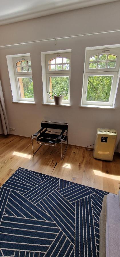 Apartment Mit Parkblick & Massagestuhl Leipzig Extérieur photo